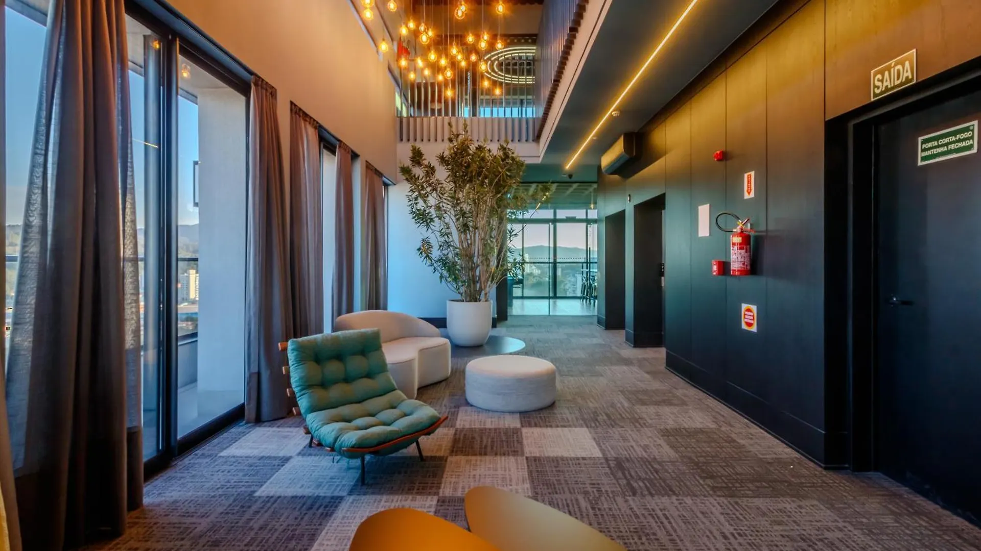 Apartamento Loft Novo Todo Mobiliado Com Wifi Piscina E Proximo A Oktober Blumenau