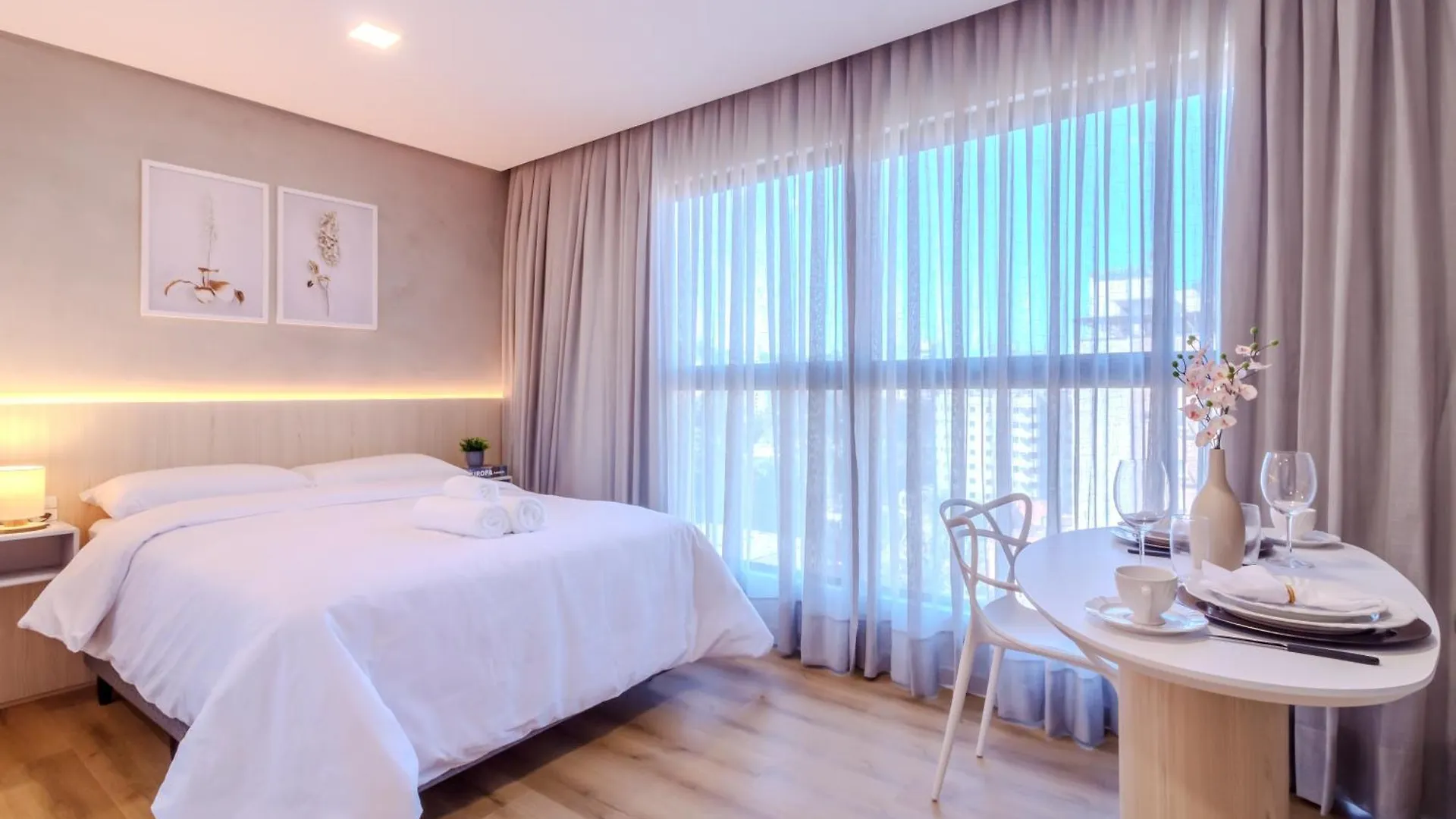 Apartamento Loft Novo Todo Mobiliado Com Wifi Piscina E Proximo A Oktober Blumenau 0*,