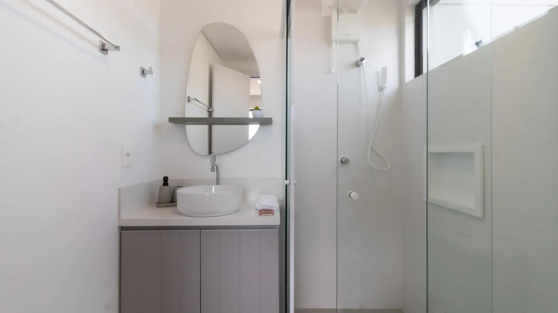 Apartamento Loft Novo Todo Mobiliado Com Wifi Piscina E Proximo A Oktober Blumenau