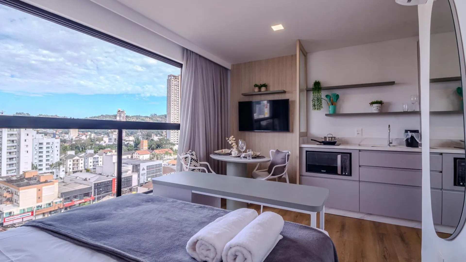 Apartamento Loft Novo Todo Mobiliado Com Wifi Piscina E Proximo A Oktober Blumenau