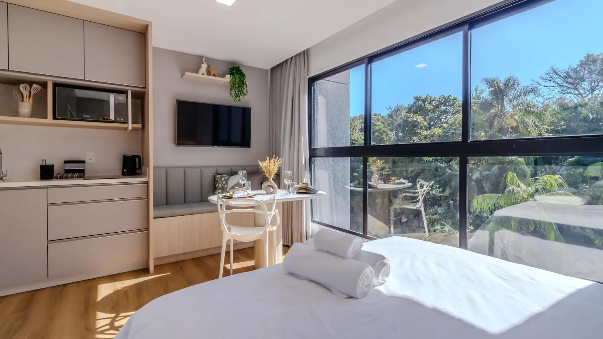 Loft Novo Todo Mobiliado Com Wifi Piscina E Proximo A Oktober Lejlighed Blumenau 0*,