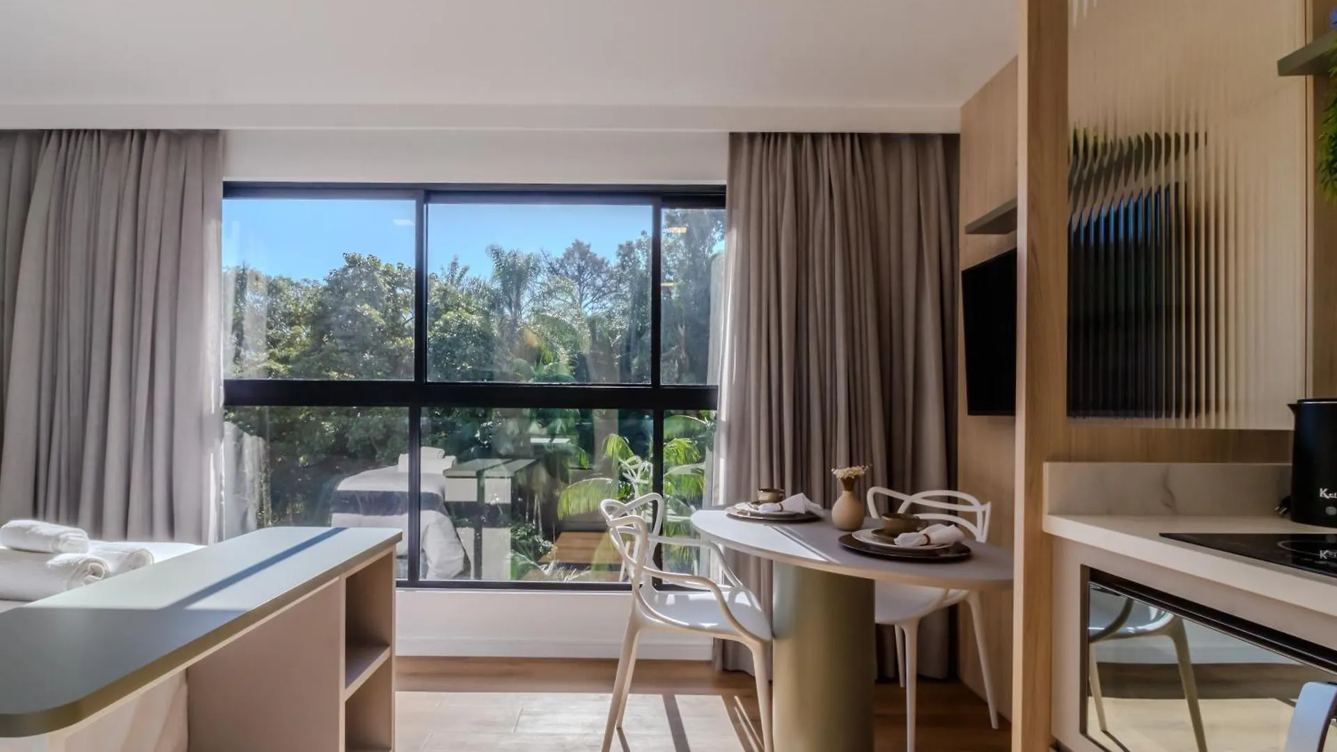 Loft Novo Todo Mobiliado Com Wifi Piscina E Proximo A Oktober Lejlighed Blumenau Brasilien