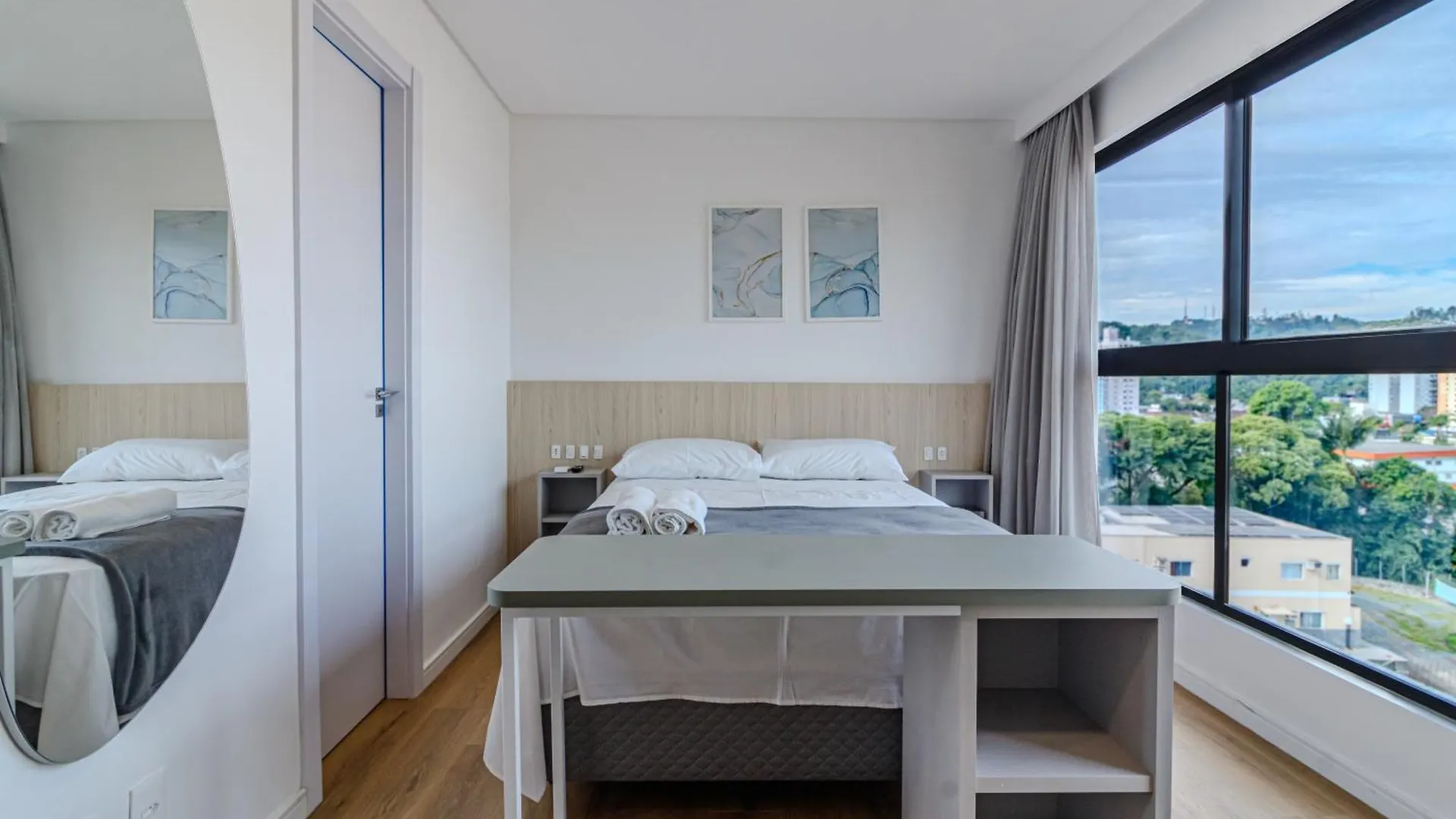 Loft Novo Todo Mobiliado Com Wifi Piscina E Proximo A Oktober Lejlighed Blumenau
