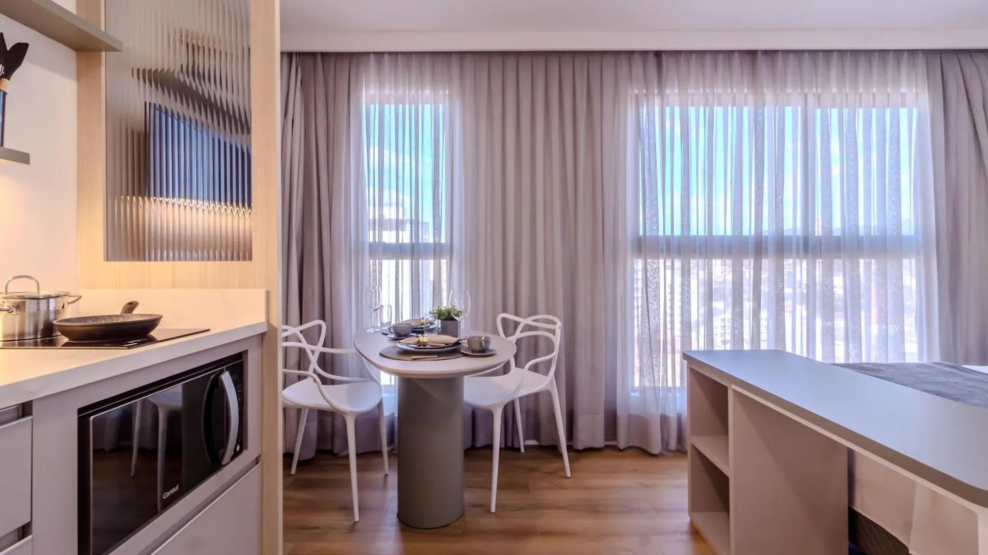 Loft Novo Todo Mobiliado Com Wifi Piscina E Proximo A Oktober Lejlighed Blumenau Brasilien
