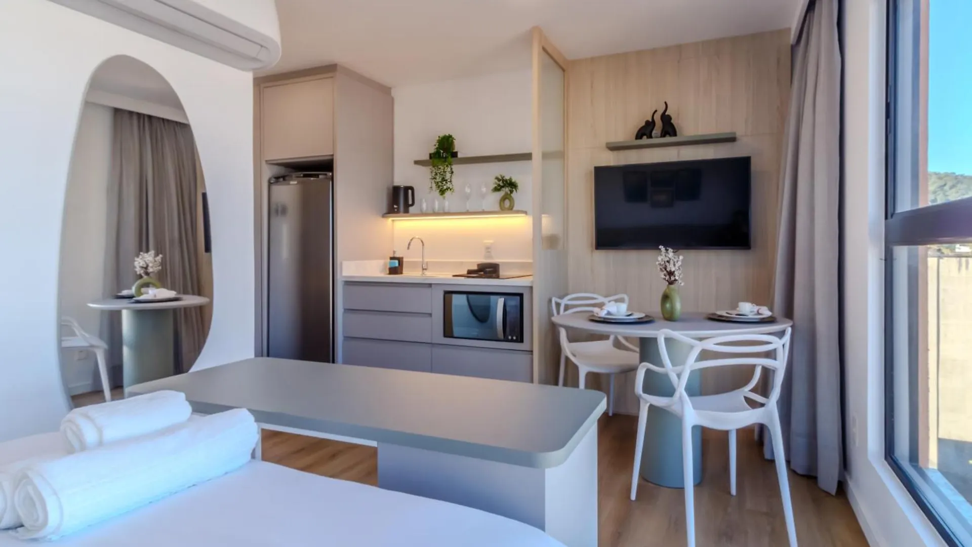 Loft Novo Todo Mobiliado Com Wifi Piscina E Proximo A Oktober Lejlighed Blumenau