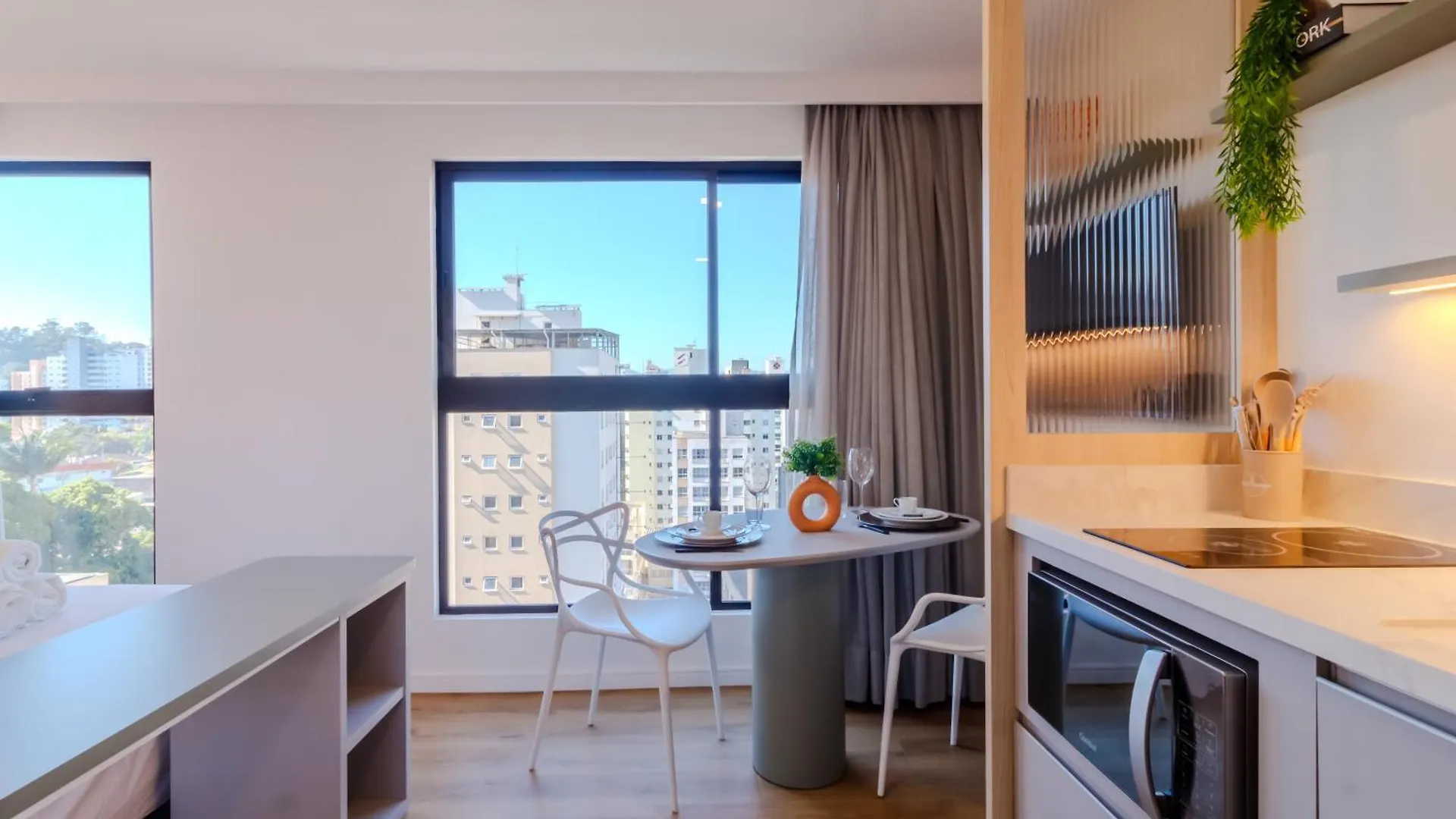 Loft Novo Todo Mobiliado Com Wifi Piscina E Proximo A Oktober Lejlighed Blumenau